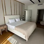 6-bedroom With Sauna & Pool