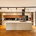 Villa 6-bedroom With Sauna & Pool