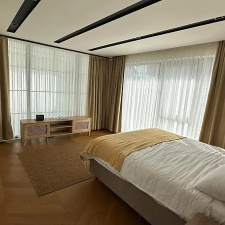 Βίλα 6-bedroom With Sauna & Pool *