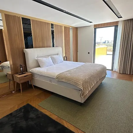 Βίλα 6-bedroom With Sauna & Pool Dosemealti