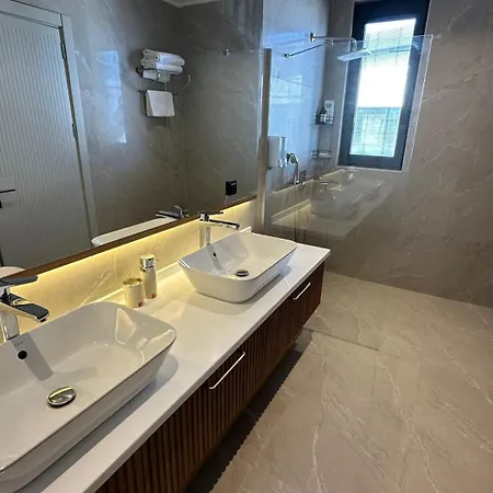 6-bedroom With Sauna & Pool Dosemealti