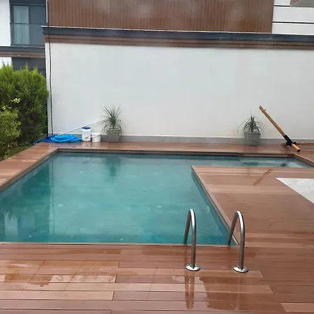 Vila 6-bedroom With Sauna & Pool