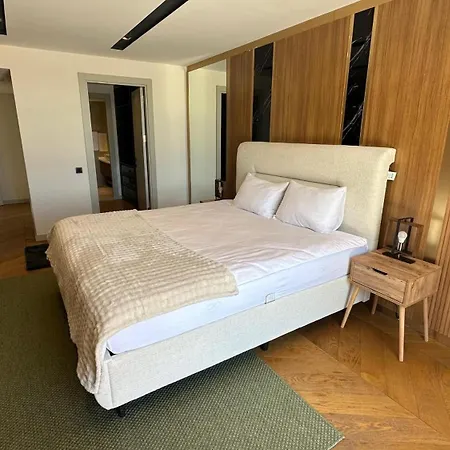 빌라 6-bedroom With Sauna & Pool *