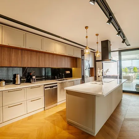 빌라 6-bedroom With Sauna & Pool *