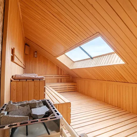 빌라 6-bedroom With Sauna & Pool *