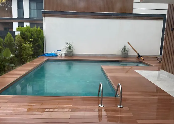 ヴィラ 6-bedroom With Sauna & Pool